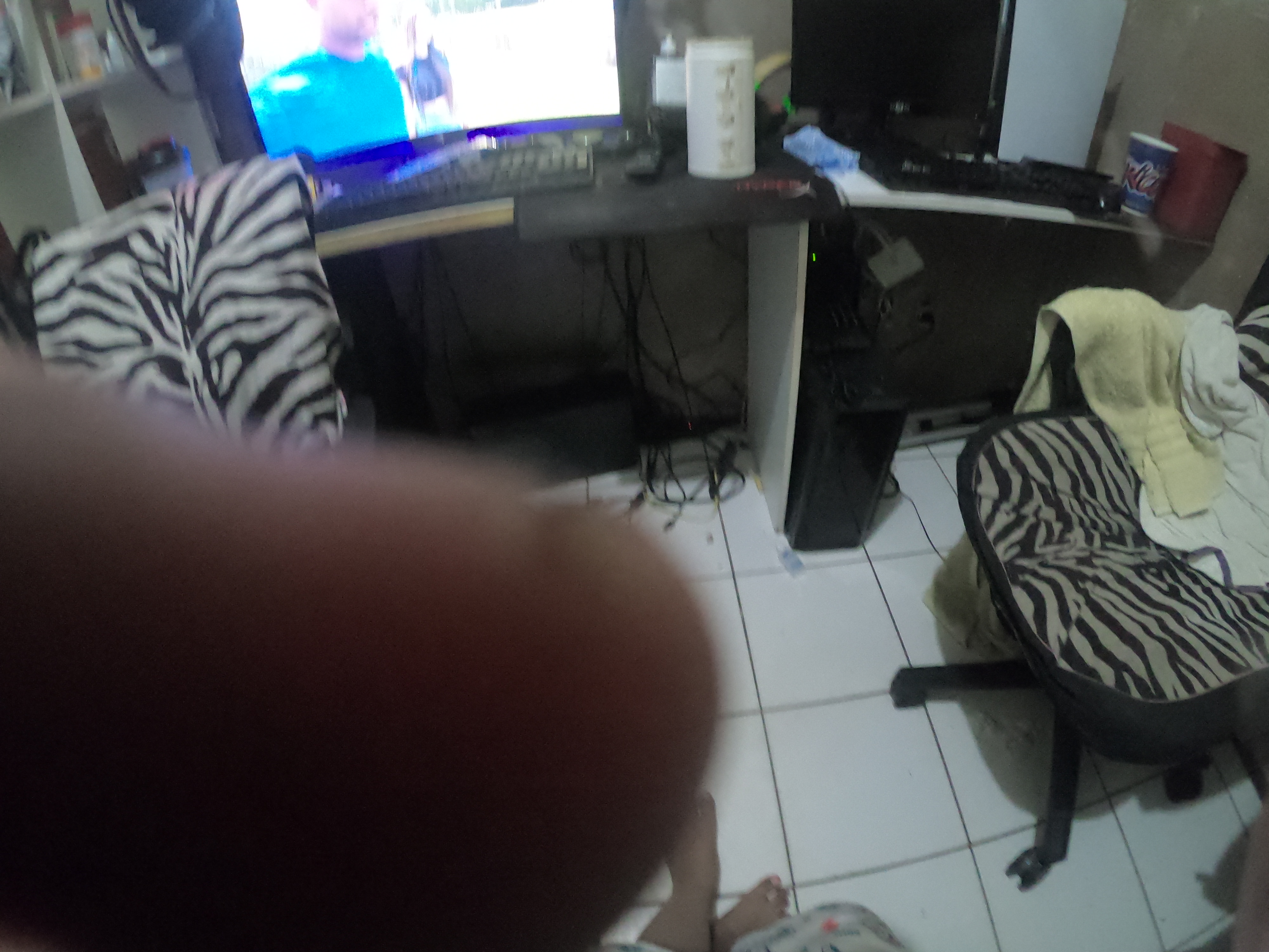 http://images.introcdc.com/GoPro/Casa/G0018058.JPG
