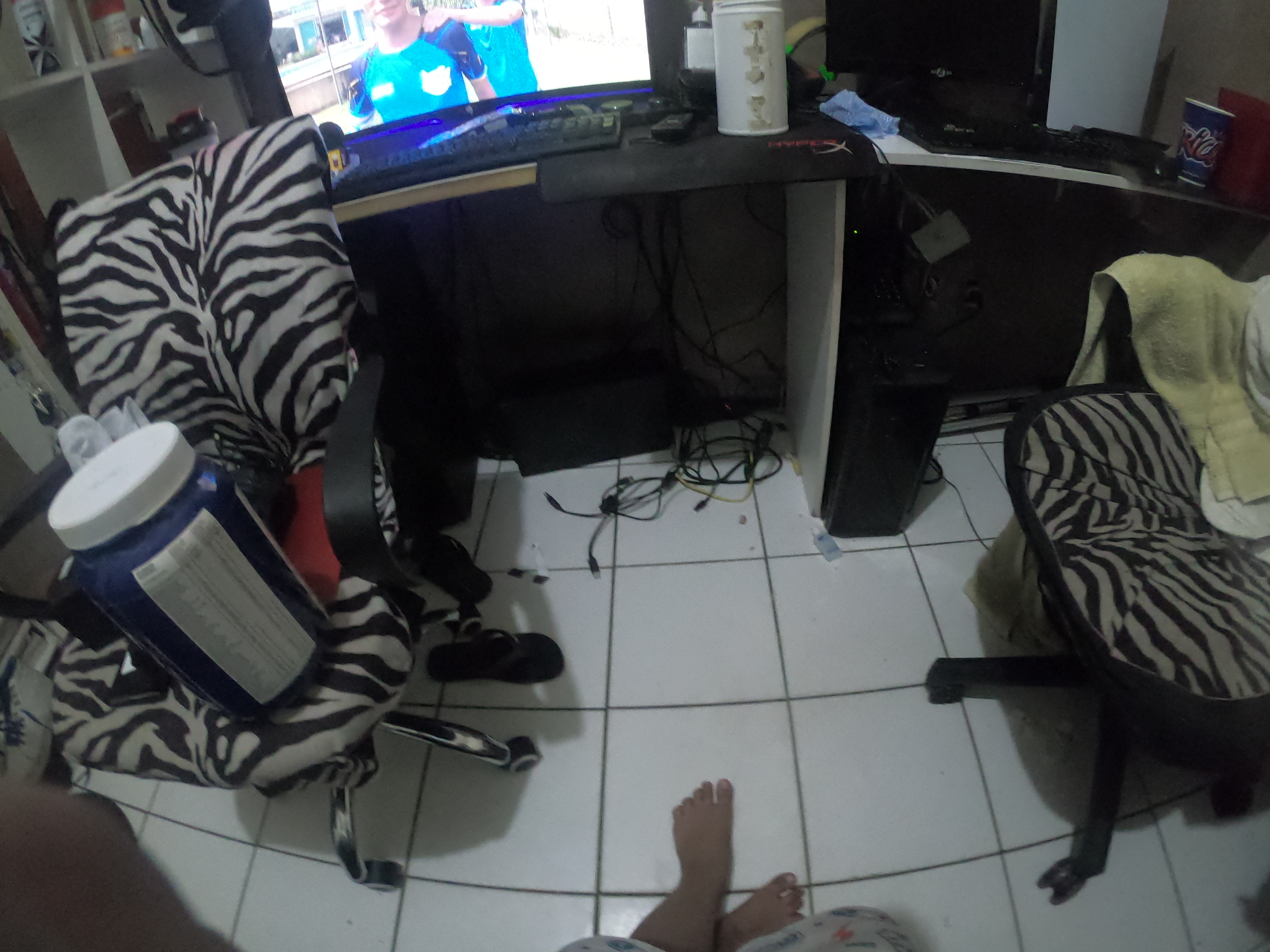 http://images.introcdc.com/GoPro/Casa/G0018067.JPG