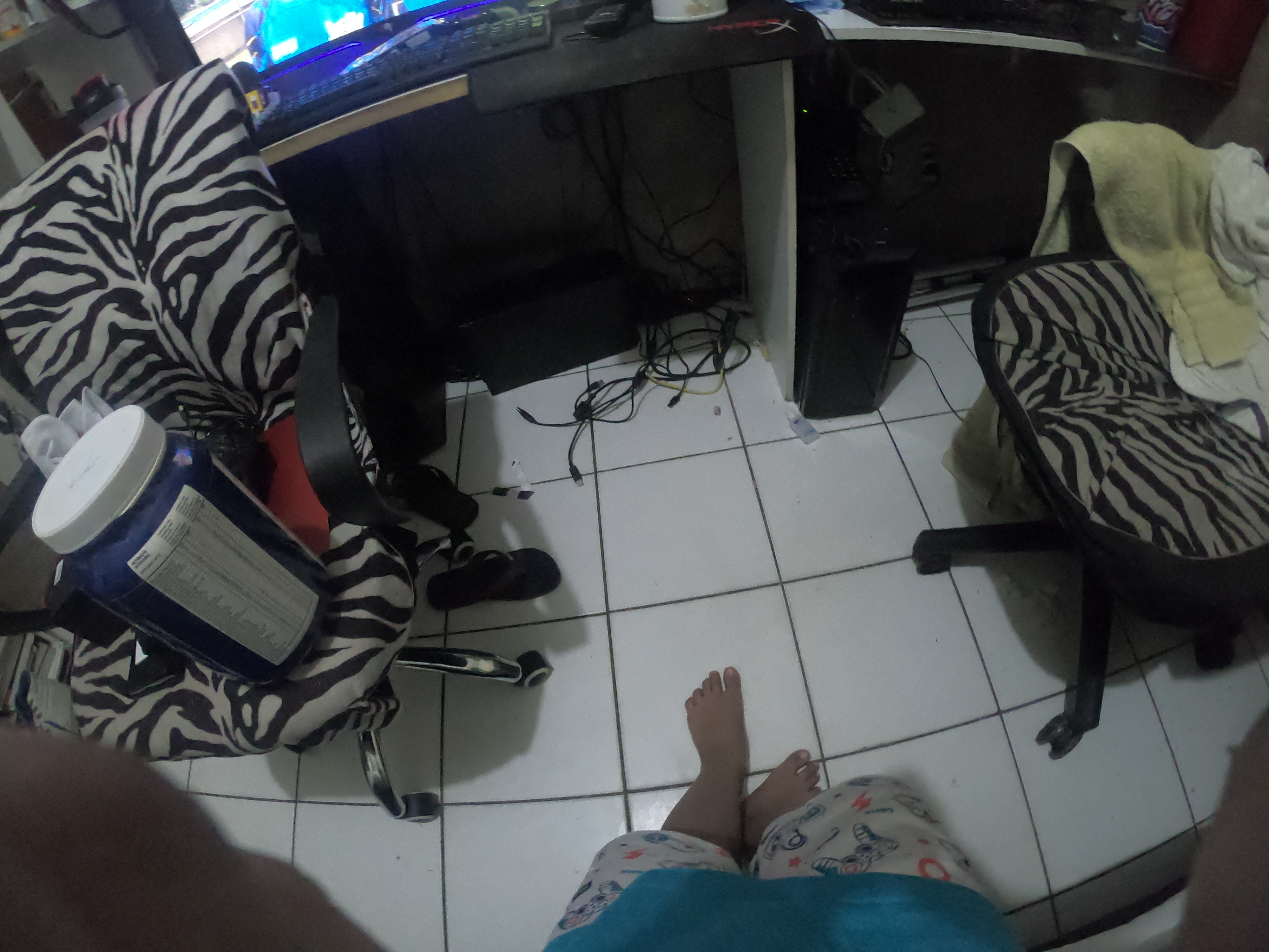 http://images.introcdc.com/GoPro/Casa/G0018068.JPG
