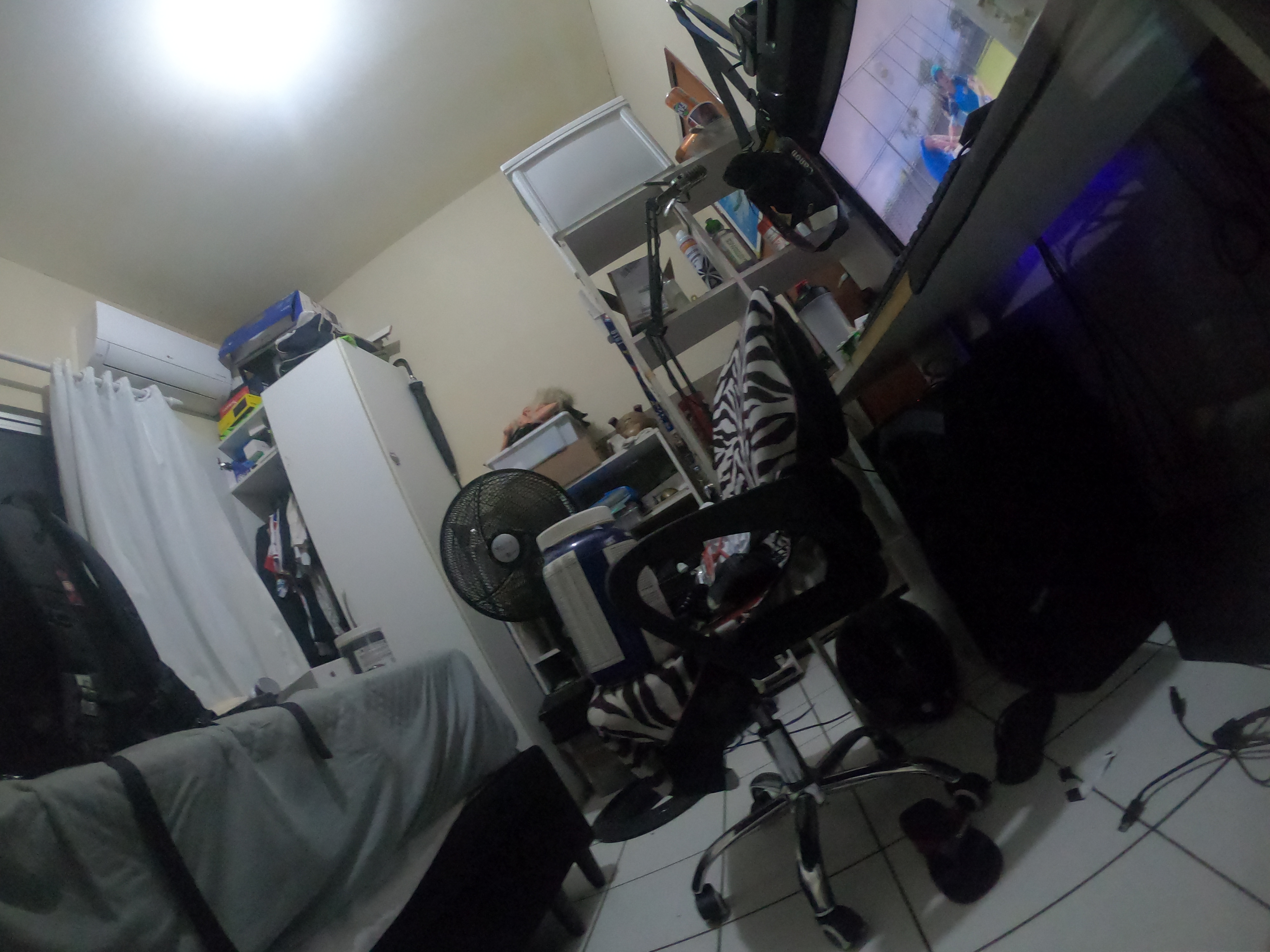 http://images.introcdc.com/GoPro/Casa/G0018126.JPG