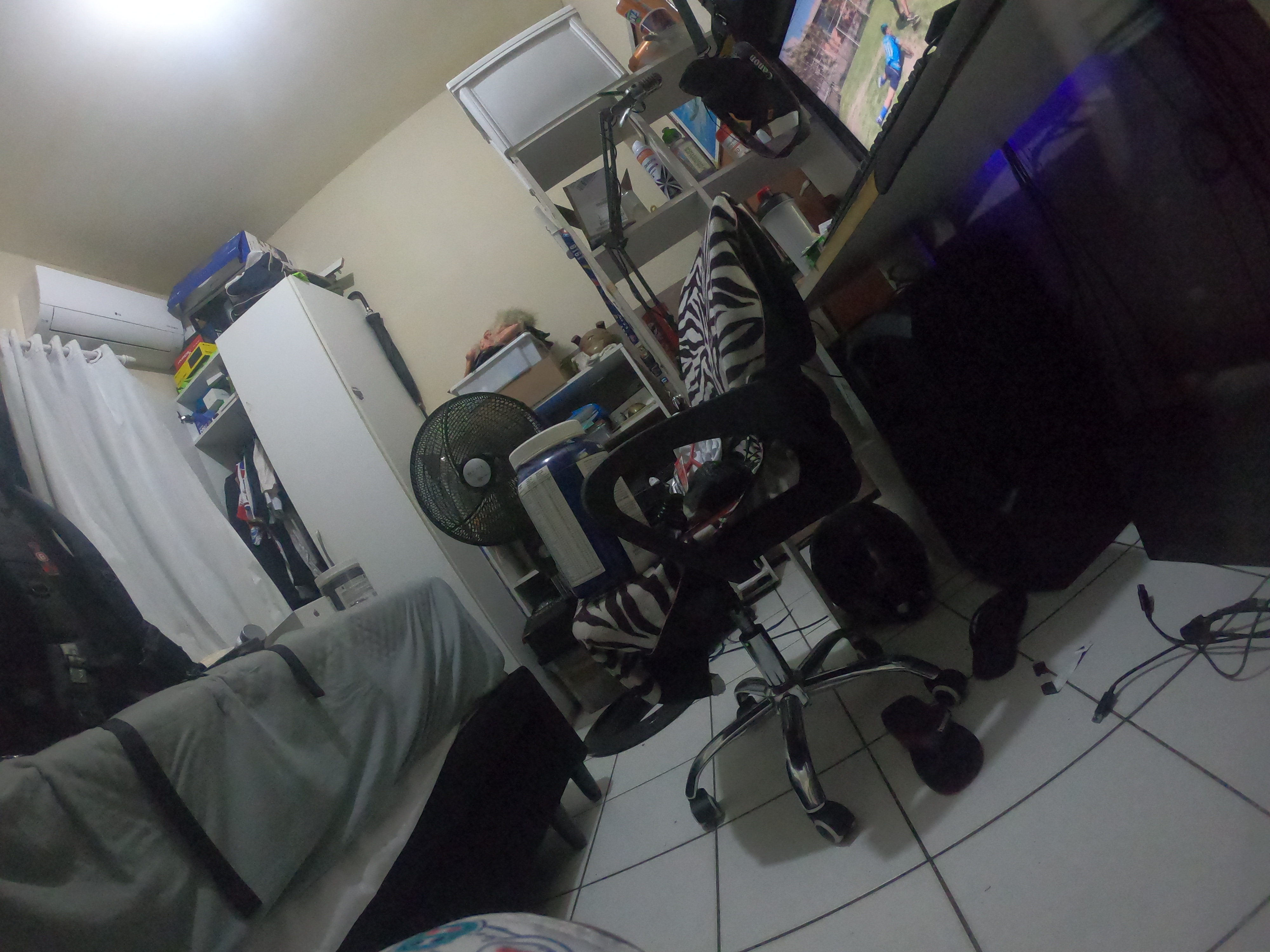 http://images.introcdc.com/GoPro/Casa/G0018145.JPG