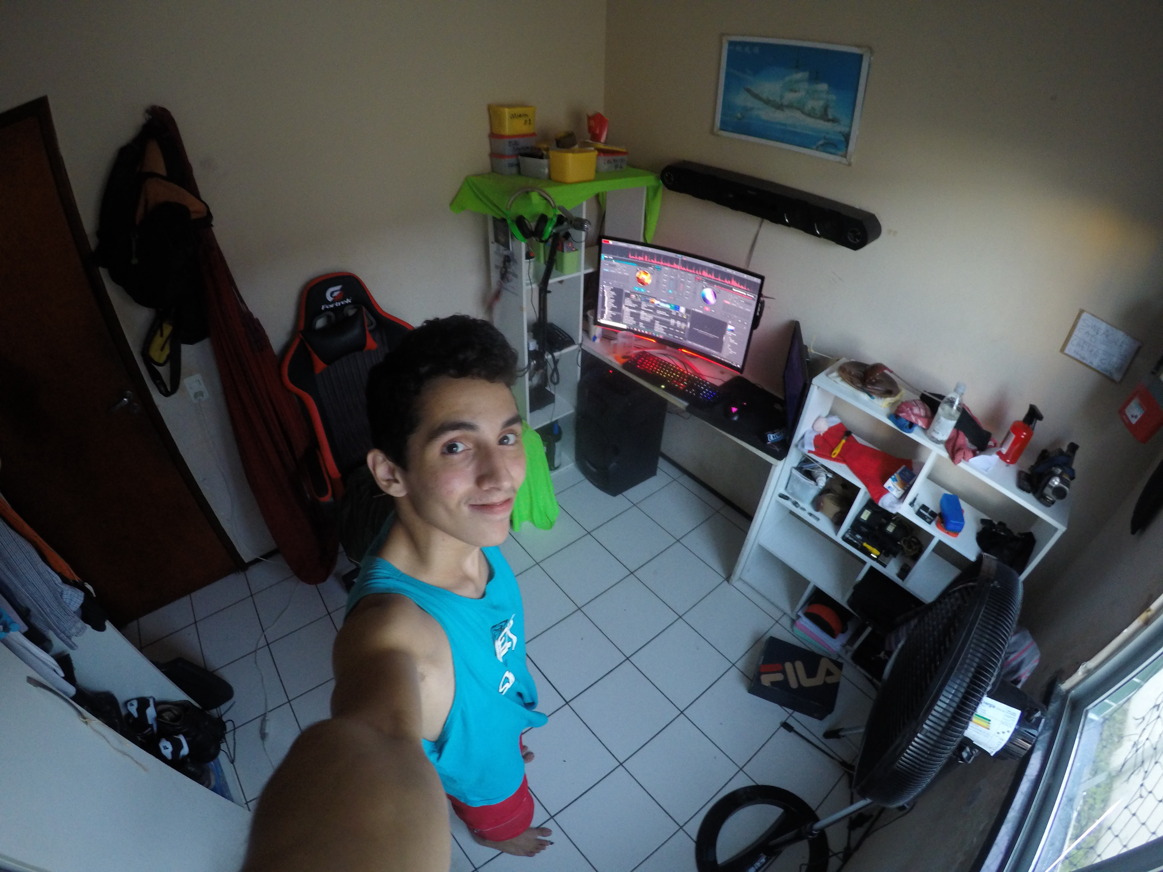 http://images.introcdc.com/GoPro/Casa/G0046954.JPG