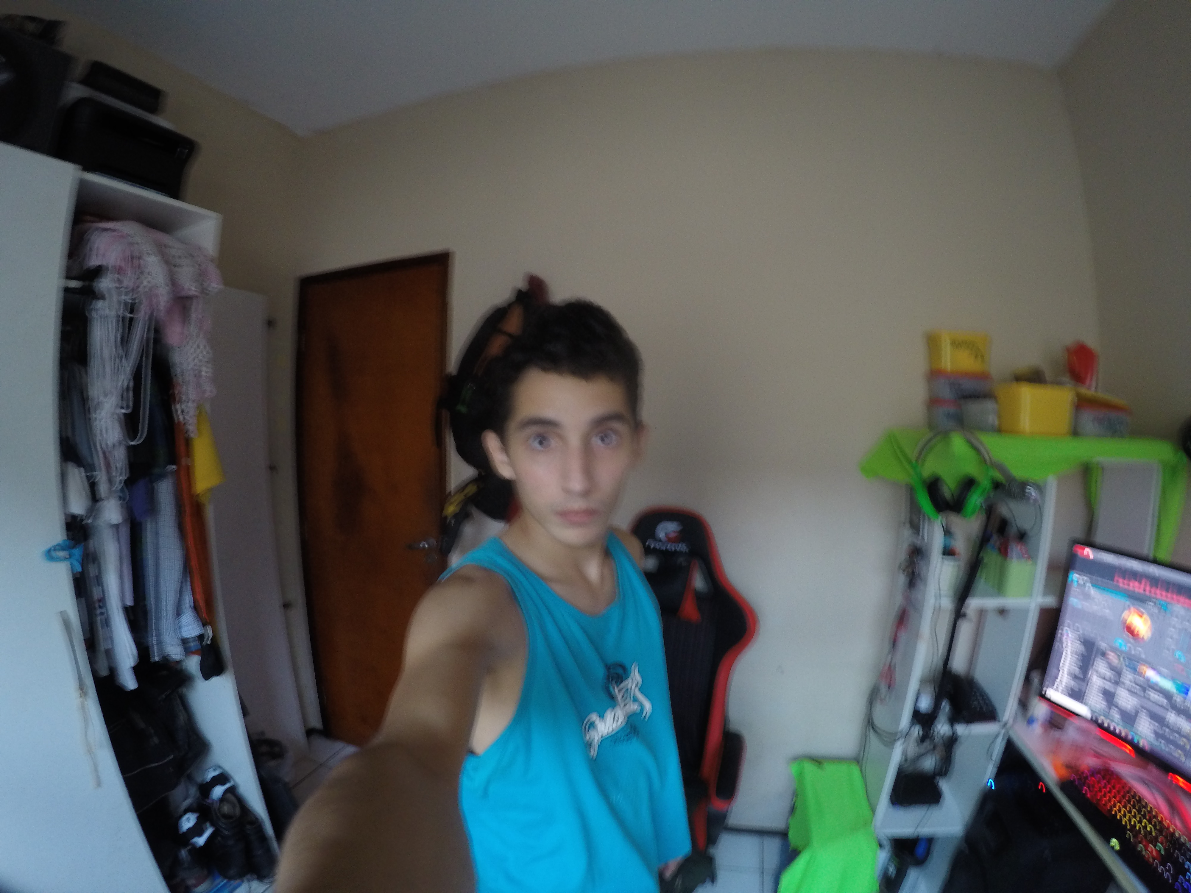 http://images.introcdc.com/GoPro/Casa/G0056955.JPG